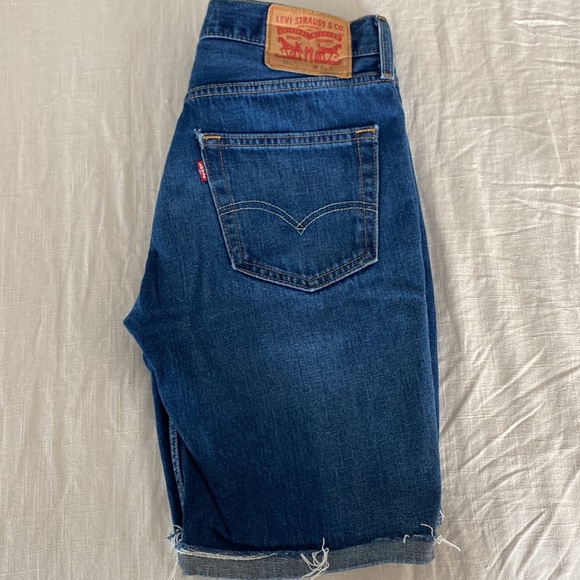 Men’s 511 Levi’s Jorts - Picture 2 of 2